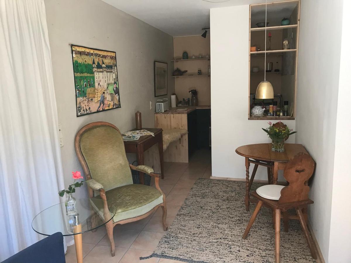 Gartenwohnung Гунделфинген Екстериор снимка